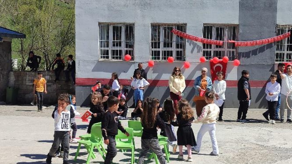 23 NİSAN ULUSAL EGEMENLİK VE ÇOCUK BAYRAMI 